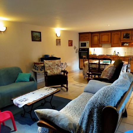 La Petite Maison Bleue Lopérec エクステリア 写真