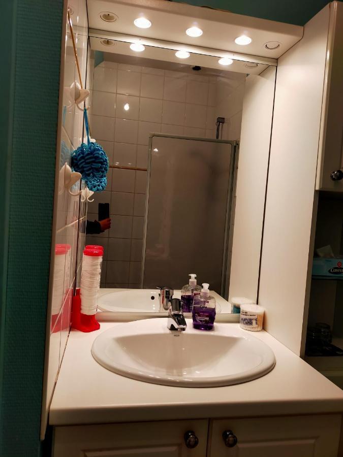 La Petite Maison Bleue Lopérec エクステリア 写真